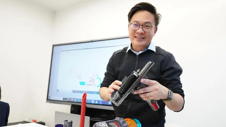 戴森資深工程師 童細成